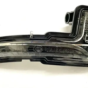 Kierunkowskaz lusterka prawe NISSAN Sprawdź teraz