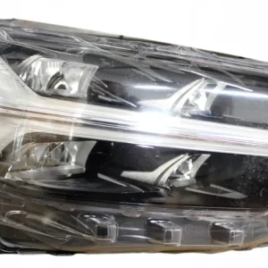 Reflektor ledowy prawy Dostępne od ręki