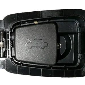 Ostatnia szansa Uchwyt otwierania maski Volvo